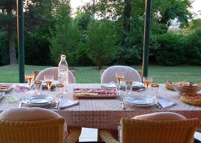 بيت ضيافة Resta & Dependance 4*