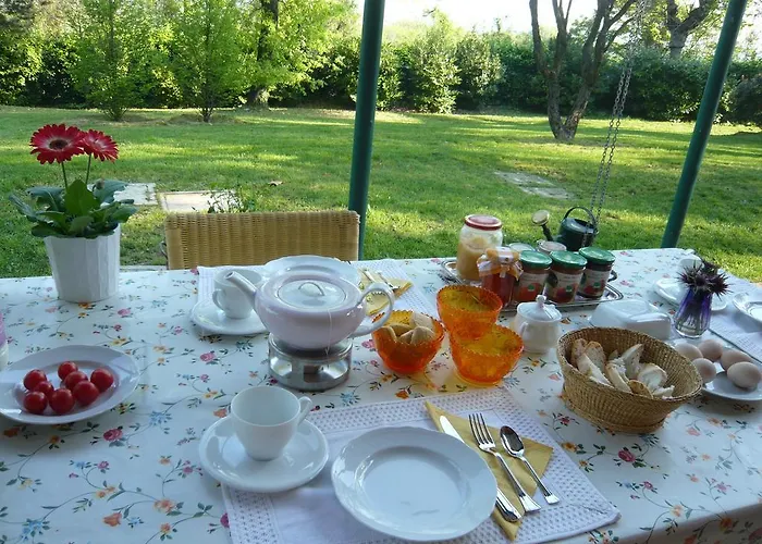 بيت ضيافة Resta & Dependance كاستيل سان بييترو تي