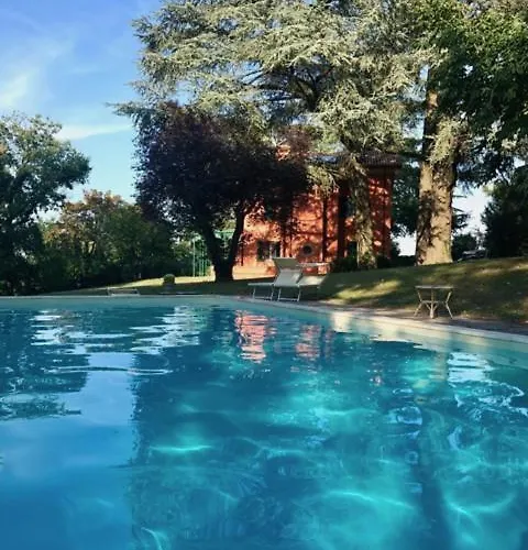 بيت ضيافة Resta & Dependance كاستيل سان بييترو تي